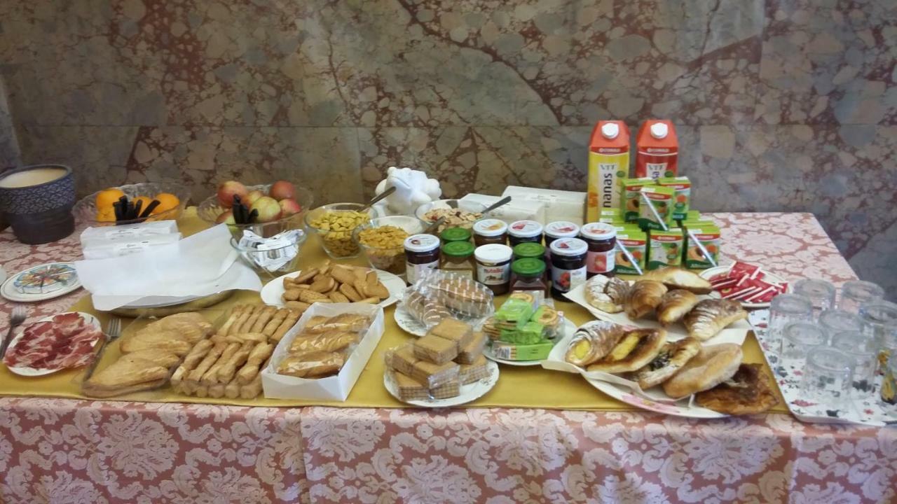 Bed and Breakfast Palazzo Moraschi Subiaco Exterior foto